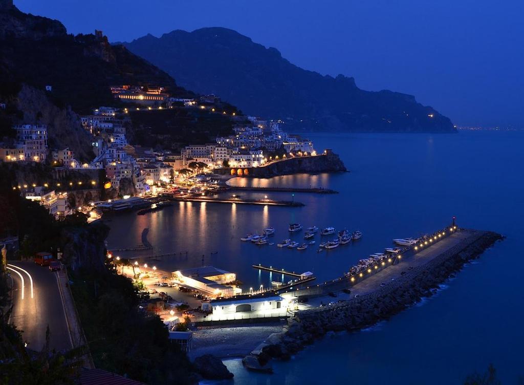 Casa Amore S Lucia Amalfi Bagian luar foto